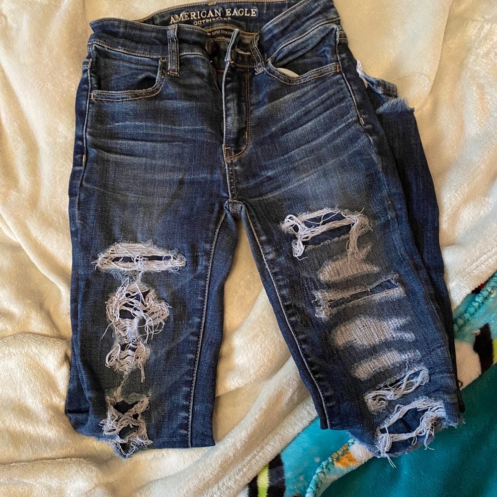 American Eagle ripped high rise jegging